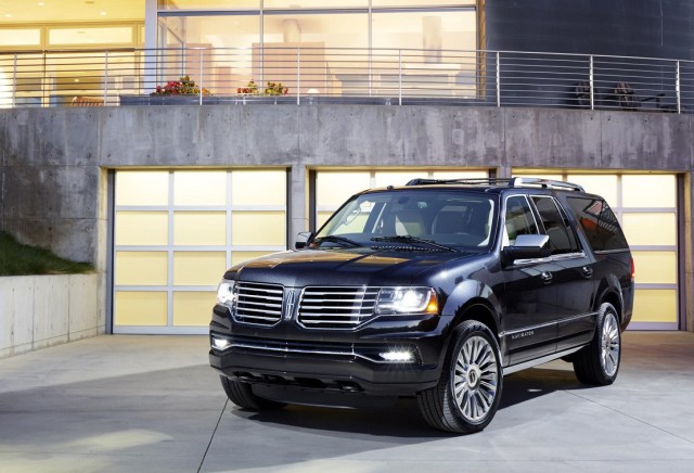 2015 Lincoln Navigator (5).jpg